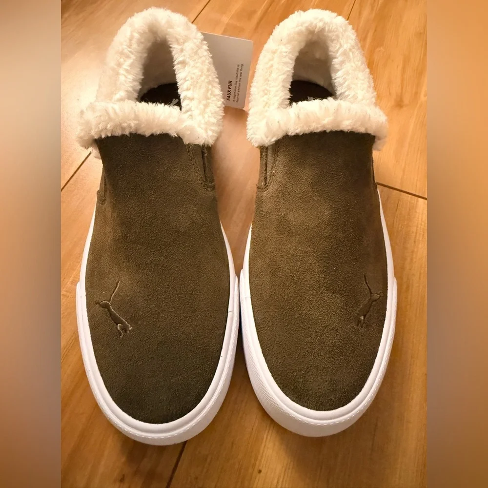 🐈‍⬛ Puma Women's Bari Comfort Sherpa Slip-Ons Size 7.5 New in box w/out lid